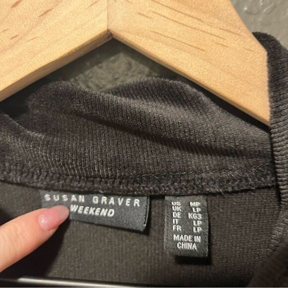 NWOT Susan Graver Weekend Petite PLUSHKNIT Funnel- Neck Tunic - Picture 3 of 10